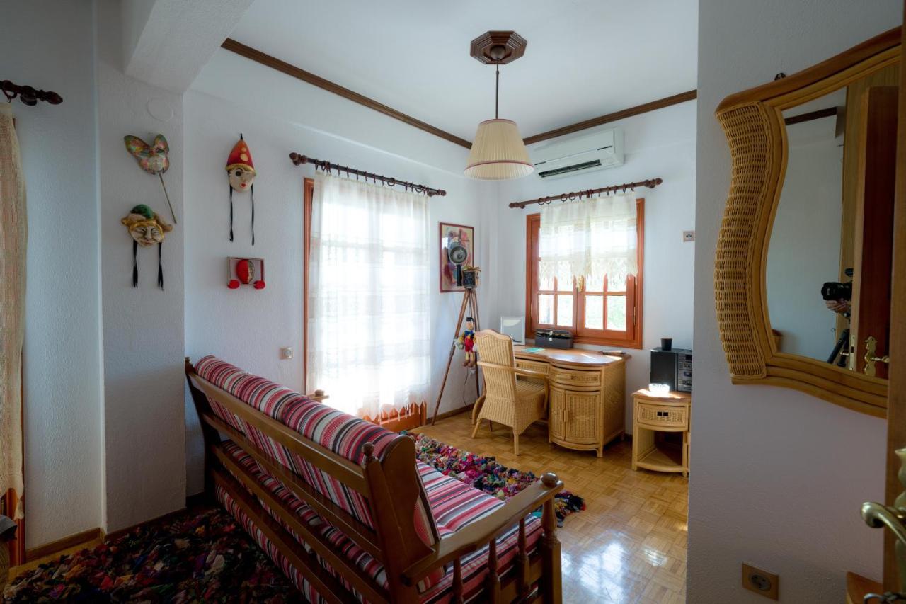Archontiko Alexandros Luxury Suites Kardiá Eksteriør billede