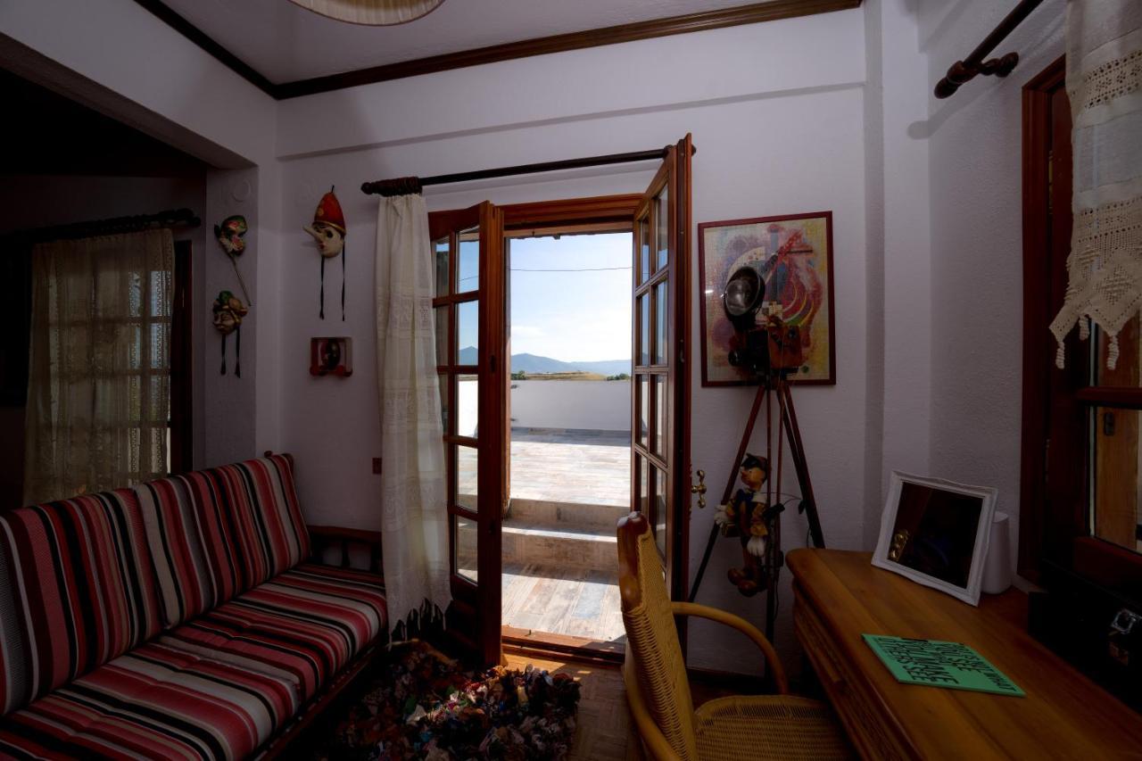 Archontiko Alexandros Luxury Suites Kardiá Eksteriør billede
